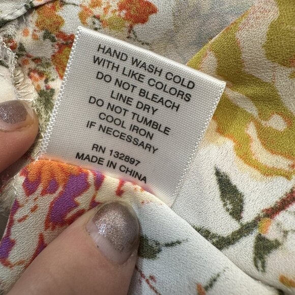 Rose & Olive Cream Floral Sheer Top EUC - Picture 9 of 9